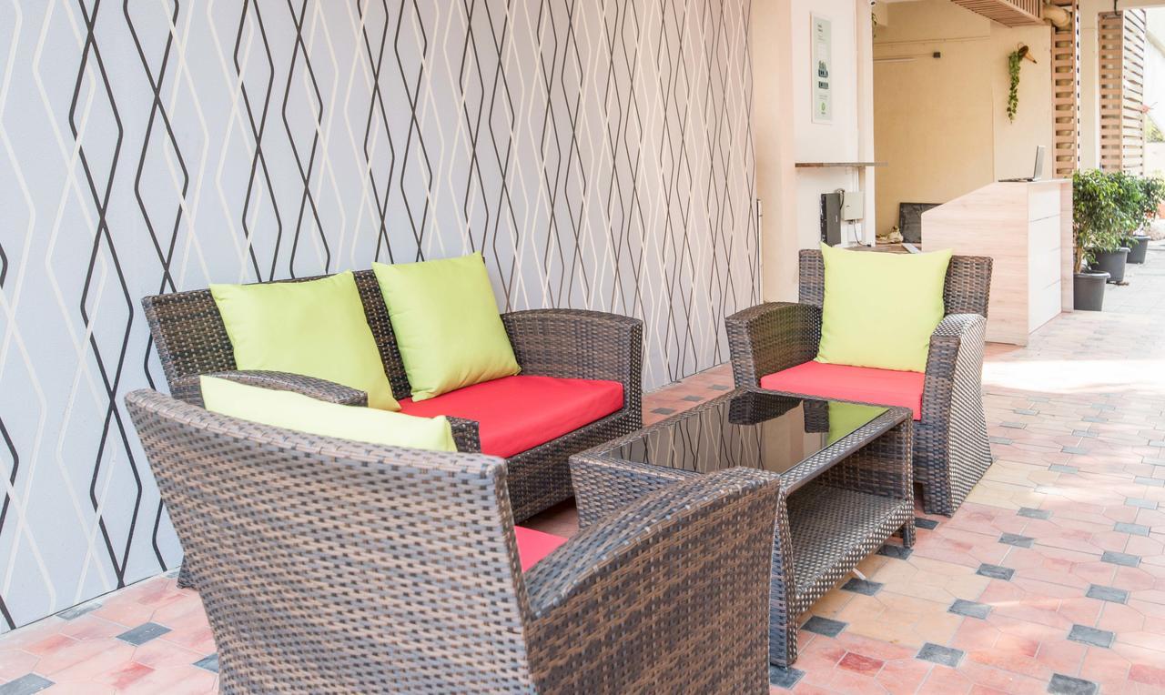 Treebo Trend Viman Nagar Hotel Pune Esterno foto