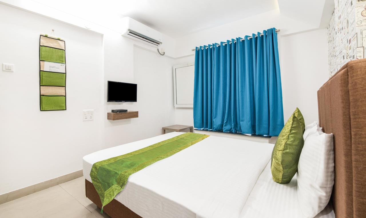 Treebo Trend Viman Nagar Hotel Pune Esterno foto
