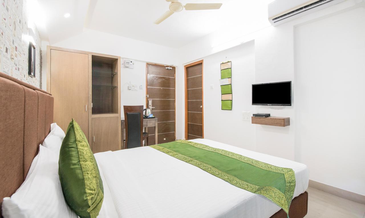Treebo Trend Viman Nagar Hotel Pune Esterno foto