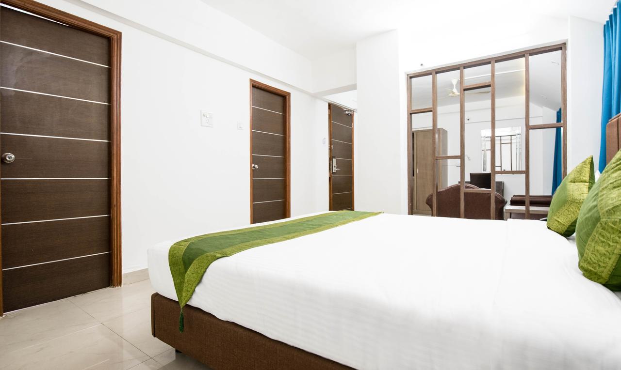 Treebo Trend Viman Nagar Hotel Pune Esterno foto
